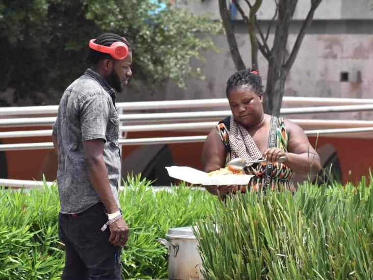 Viven de las ventas migrantes haitianos Viven de las ventas migrantes haitianos