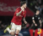 Manchester United vence al Brighton en los penaltis y se enfrenta al City en final