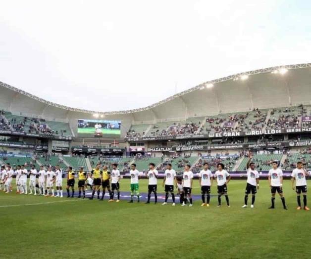 Aviso de veto al Mazatlán  tras bronca con fans Rayados 