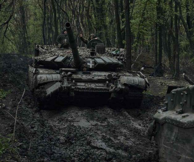 Rusia repele ataque a Sebastopol, hallan dron cerca de Moscú Rusia repele ataque a Sebastopol, hallan dron cerca de Moscú