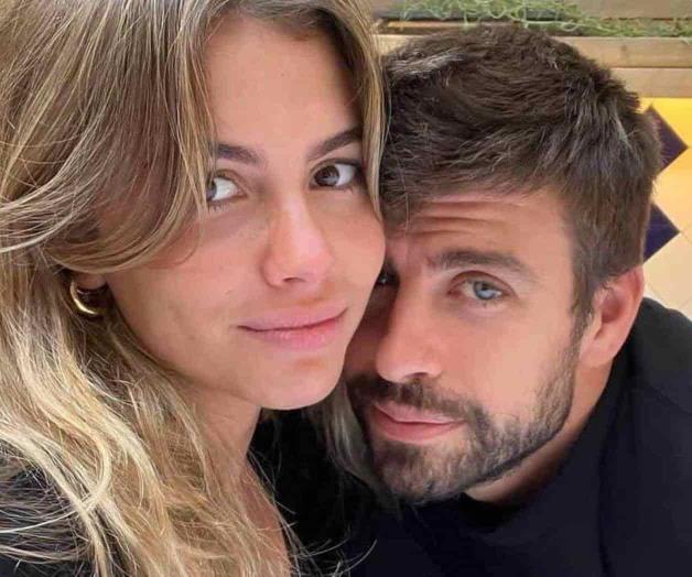 Disfrutan Piqué y Clara Chía de las playas de Abu Dabi