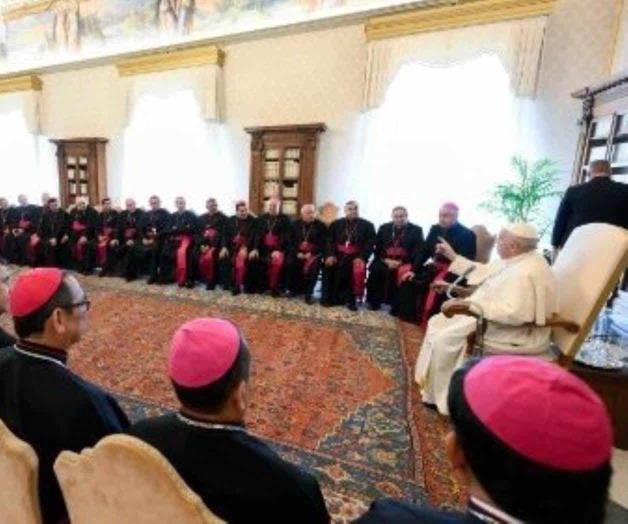 Llama Papa a obispos a la esperanza y fraternidad con los semejantes