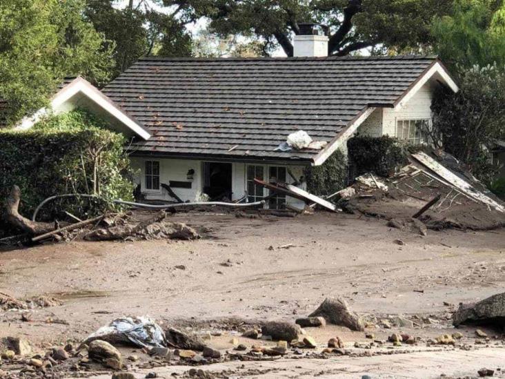 Alud afecta zona de sur de California; evacuan viviendas Alud afecta zona de sur de California; evacuan viviendas