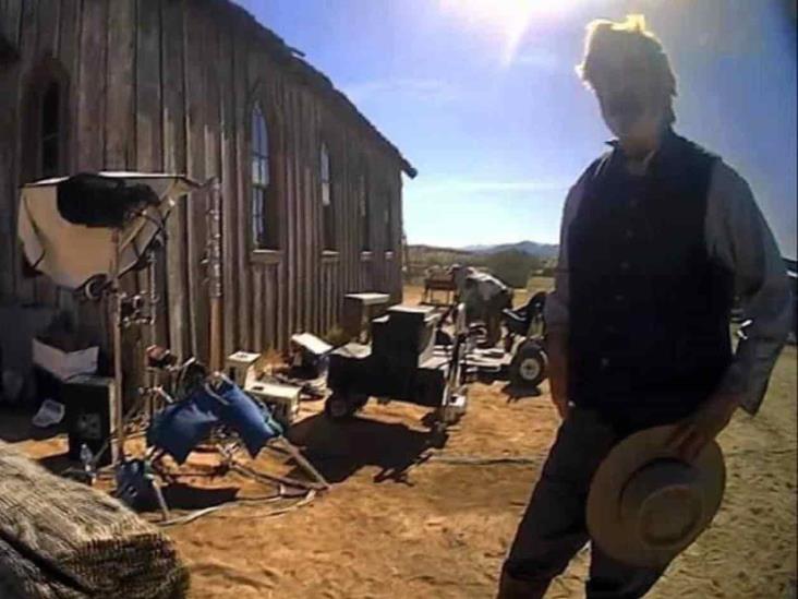 Captan a Alec Baldwin en rodaje de Rust Captan a Alec Baldwin en rodaje de Rust