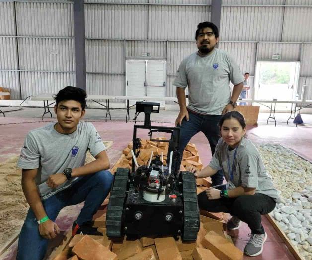 Ganan estudiantes de la UPV 1° lugar