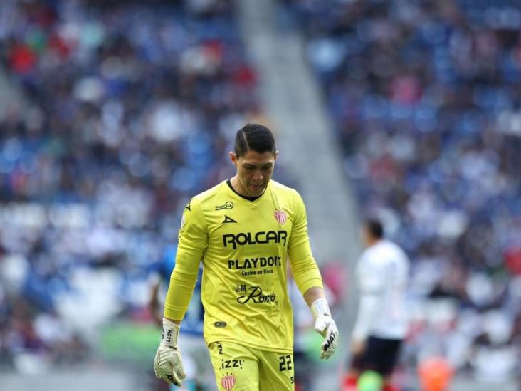 Hugo González Fuera De Necaxa