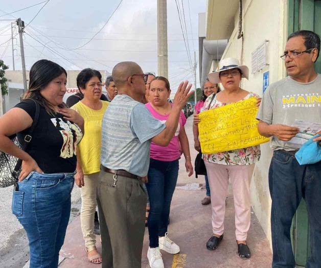 Amagan con tomar oficinas de la CFE