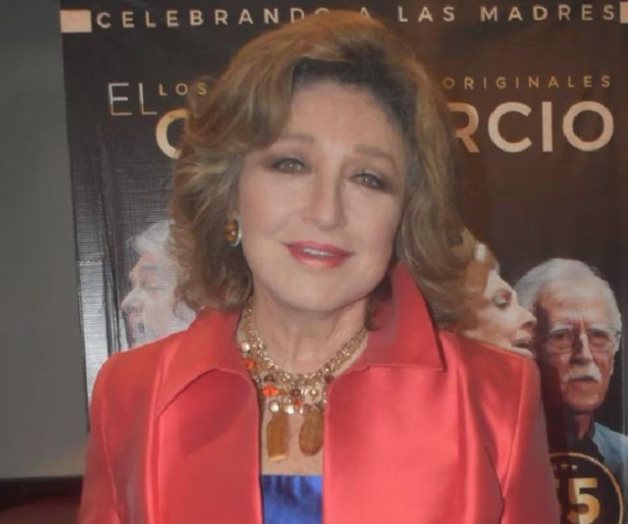 Angélica María está feliz por un presente de arruguitas y trabajo Angélica María está feliz por un presente de arruguitas y trabajo