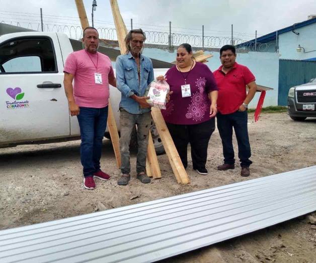 Apoyan a damnificados por trombas