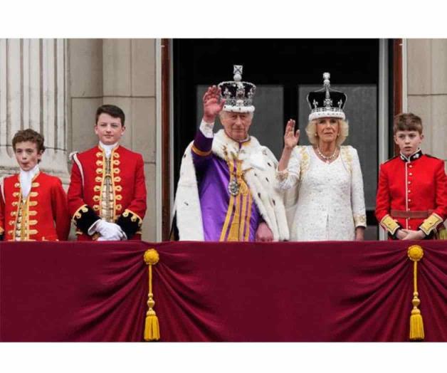 Asisten a evento histórico Asisten a evento histórico