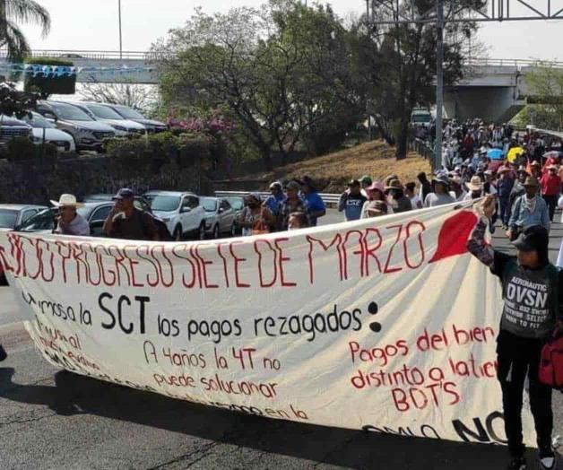Marchan ejidatarios de Morelos para exigir indemnización