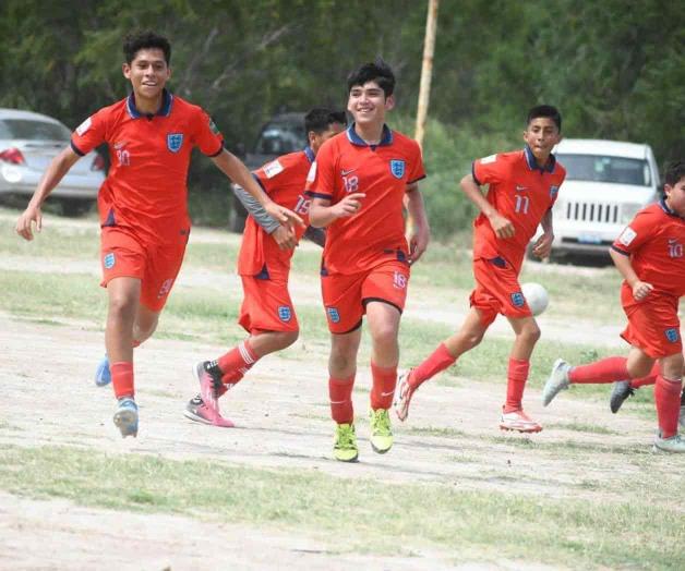 Gana Inglaterra en duelo pendiente a los Titanes