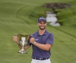 Clark se apunta su 1er triunfo en PGA al ganar Wells Fargo