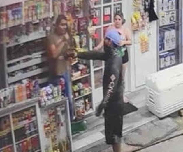 Indagan asalto armado contra un ‘Drive Thru’