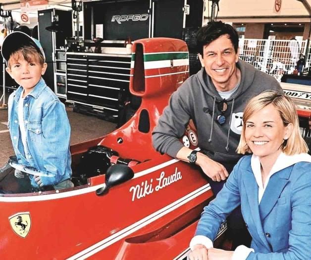 Festeja Wolff sus logros en familia y en las pistas Festeja Wolff sus logros en familia y en las pistas