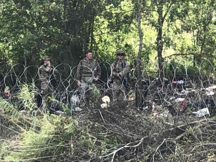 Bloquean frontera “Con 3 candados”: Dedican oficiales fronterizos canción a migrantes Bloquean frontera “Con 3 candados”: Dedican oficiales fronterizos canción a migrantes