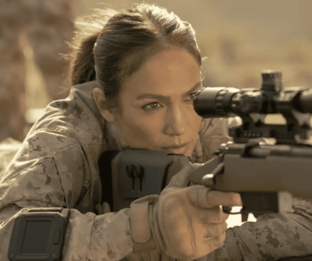 Jennifer Lopez presenta la película de acción The Mother Jennifer Lopez presenta la película de acción The Mother