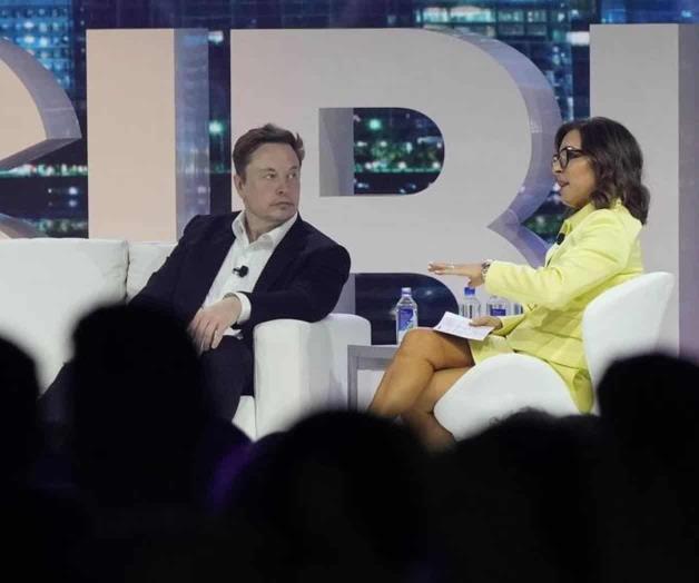 Elon Musk confirma que ejecutiva de NBCUniversal será la nueva directora de Twitter