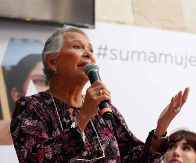 Moriré tranquila si una mujer llega a la Presidencia 