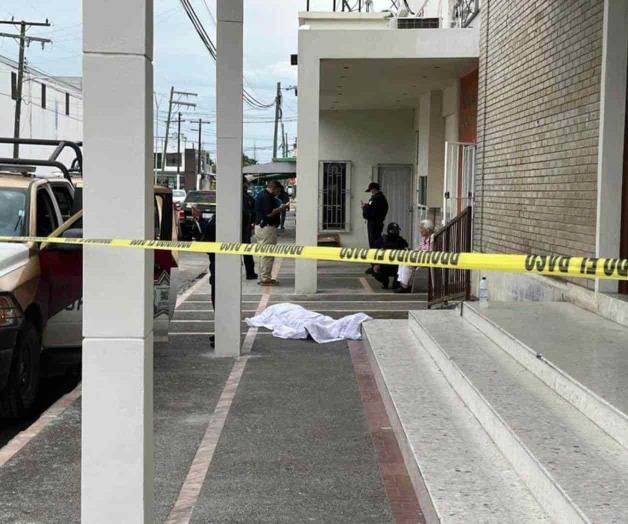 Muere maestro durante su día Muere maestro durante su día