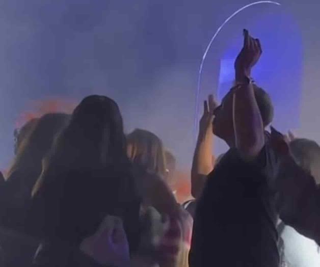 Captan a Elon Musk en festival musical en Los Cabos Captan a Elon Musk en festival musical en Los Cabos