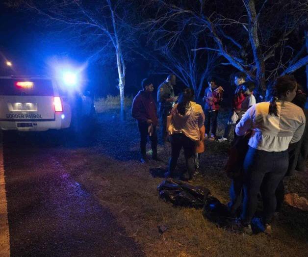 Número de migrantes en frontera sur de EEUU disminuye 50% tras cambios en normas