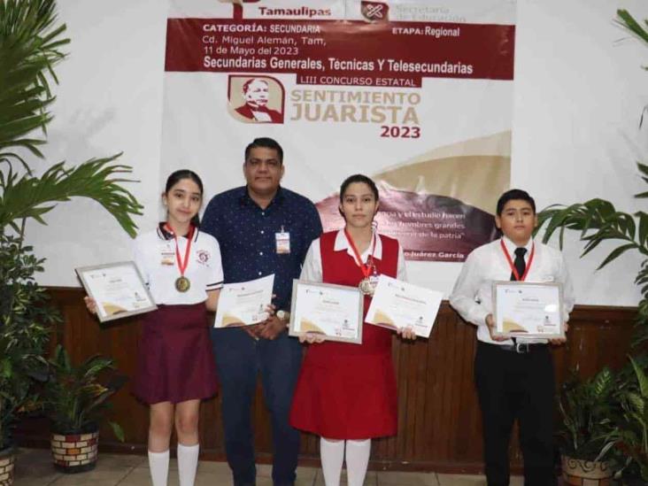 Compiten alumnos en concurso de oratoria Compiten alumnos en concurso de oratoria