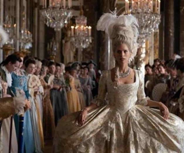 Impulsa Chanel a Johnny Depp en Cannes