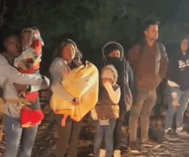 Liberan a 49 migrantes plagiados en SLP y NL