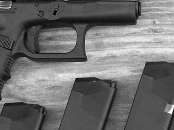 Mujer a la cárcel, por traficante de armas Mujer a la cárcel, por traficante de armas