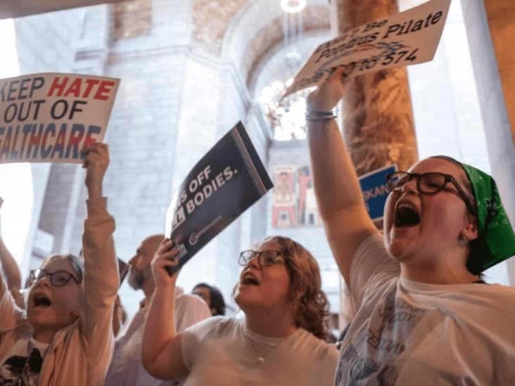 Nebraska restringe el aborto después de las 12 semanas de embarazo Nebraska restringe el aborto después de las 12 semanas de embarazo