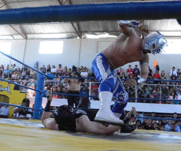 Va Komander por el campeonato de parejas AAA Va Komander por el campeonato de parejas AAA