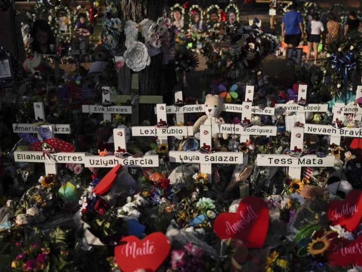 Dolidas familias de Uvalde presionan contra venta de armas Dolidas familias de Uvalde presionan contra venta de armas