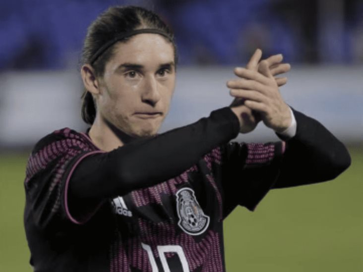 Marcelo Flores podría convertirse en el primer refuerzo de Chivas Marcelo Flores podría convertirse en el primer refuerzo de Chivas