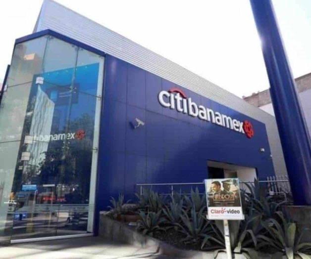 Banamex se vender&aacute; en bolsa; dejan de lado propuesta de Germ&aacute;n Larrea