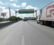 REYNOSA | Trastoca tráfico en carretera choque de tractocamiones