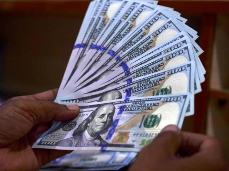 Baja dólar a $18.06; peso tiene plusvalía en la semana Baja dólar a $18.06; peso tiene plusvalía en la semana