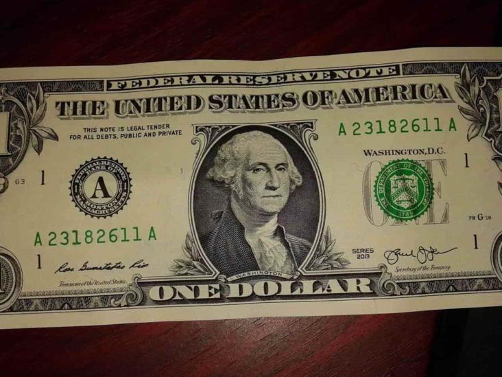 Dólar se vende abajo de 18 pesos Dólar se vende abajo de 18 pesos