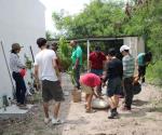 Siembran árboles frutales y crean huerto ´especial´