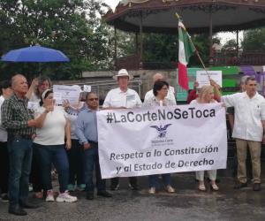 REYNOSA | Protestan ciudadanos en defensa de la SCJN