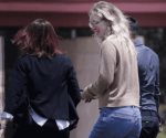 Elizabeth Holmes ingresa en prisión de Texas para comenzar sentencia de 11 años