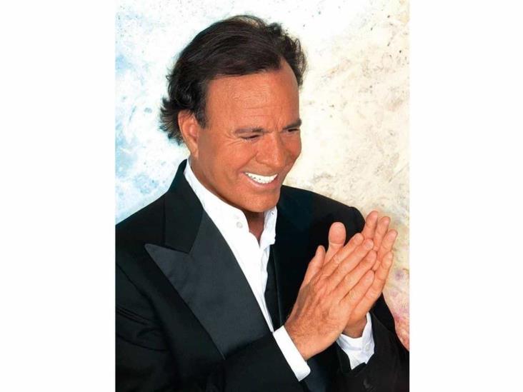 Prepara Julio Iglesias sus memorias; niega rumores de mala salud Prepara Julio Iglesias sus memorias; niega rumores de mala salud