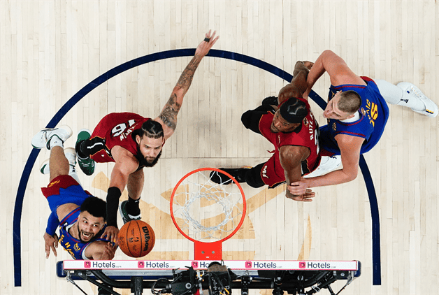 Nuggets pega primero: Derrotan al Heat de Miami en la NBA