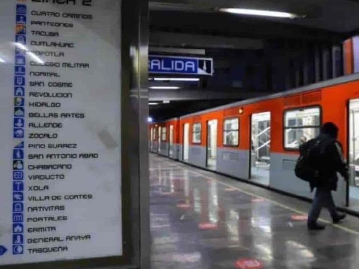 Hombre se habría arrojado a vías en estación Cuatro Caminos Hombre se habría arrojado a vías en estación Cuatro Caminos
