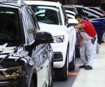 Se acelera producción y exportación de autos