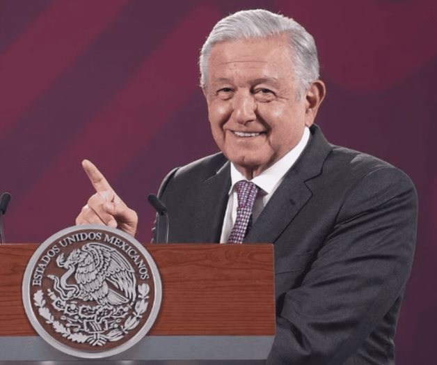 AMLO env&iacute;a felicitaci&oacute;n por el D&iacute;a del Padre