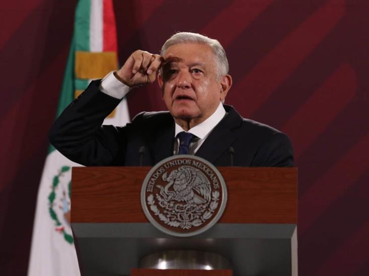 Lilly Téllez se bajó de la contienda porque no fue la escogida: AMLO Lilly Téllez se bajó de la contienda porque no fue la escogida: AMLO