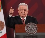 AMLO llama a extrabajadores de Mexicana a retirar amparos