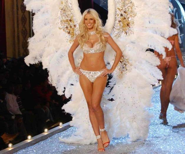 M&aacute;s que una supermodelo, un &acute;&aacute;ngel&acute;