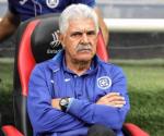 Pese a error, Ricardo Ferretti defiende a Sebastián Jurado